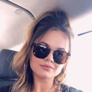 Meet your Posher, Brook